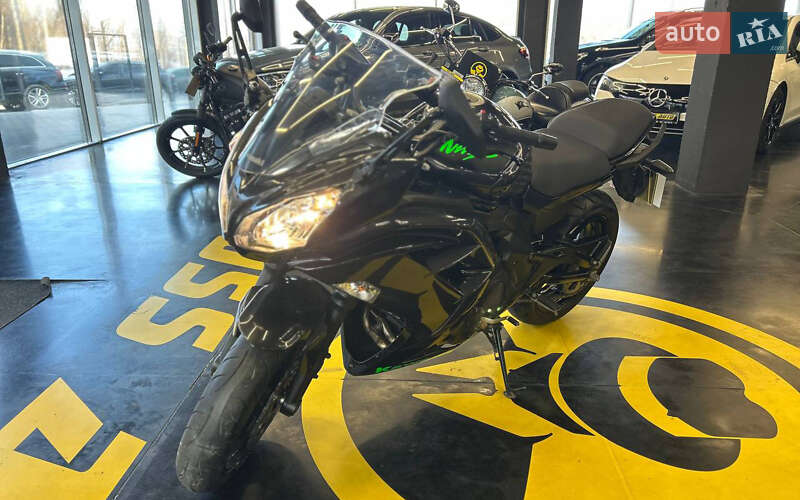 Мотоцикл Спорт-туризм Kawasaki Ninja 400 2016 в Чернівцях