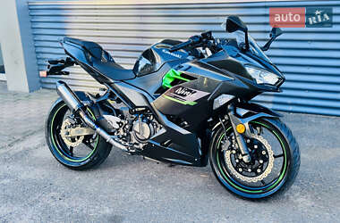 Спортбайк Kawasaki Ninja 400 2023 в Києві