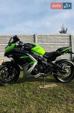 Спортбайк Kawasaki Ninja 400 2016 в 