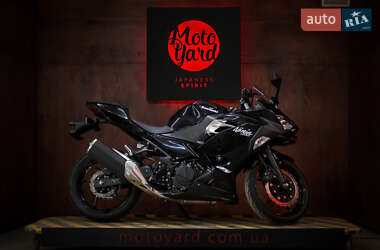 Мотоцикл Спорт-туризм Kawasaki Ninja 400 2020 в 
