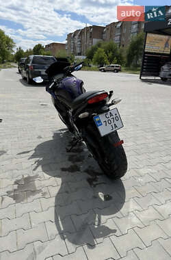 Мотоцикл Спорт-туризм Kawasaki Ninja 400 2011 в 