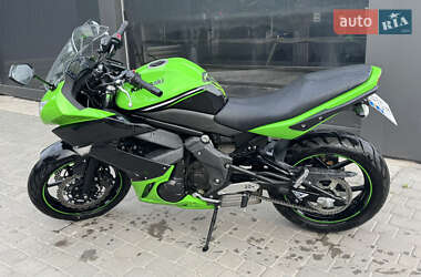 Спортбайк Kawasaki Ninja 400 2012 в 