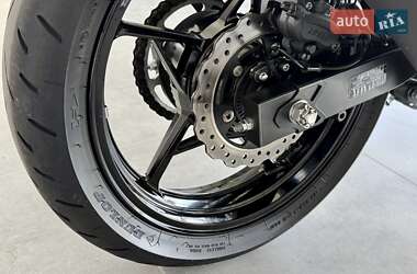 Спортбайк Kawasaki Ninja 400 2023 в 