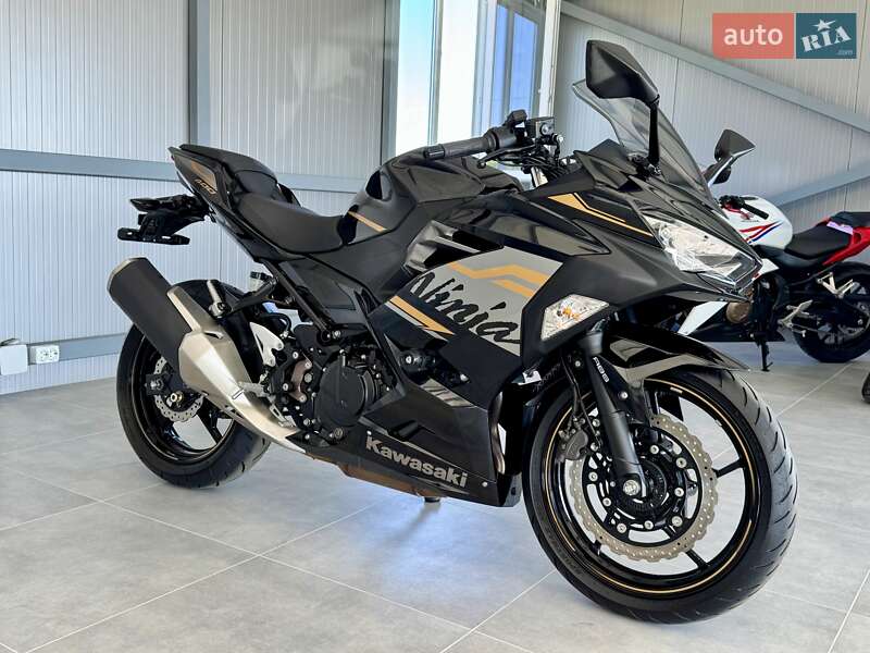 Kawasaki Ninja 400 2019
