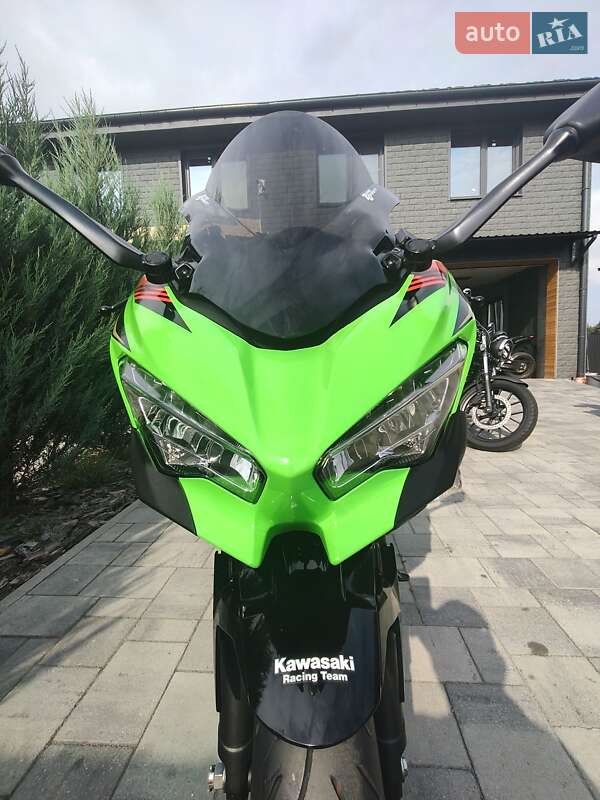 Спортбайк Kawasaki Ninja 400 2020 в Берёзовке