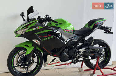 Спортбайк Kawasaki Ninja 400 2022 в 