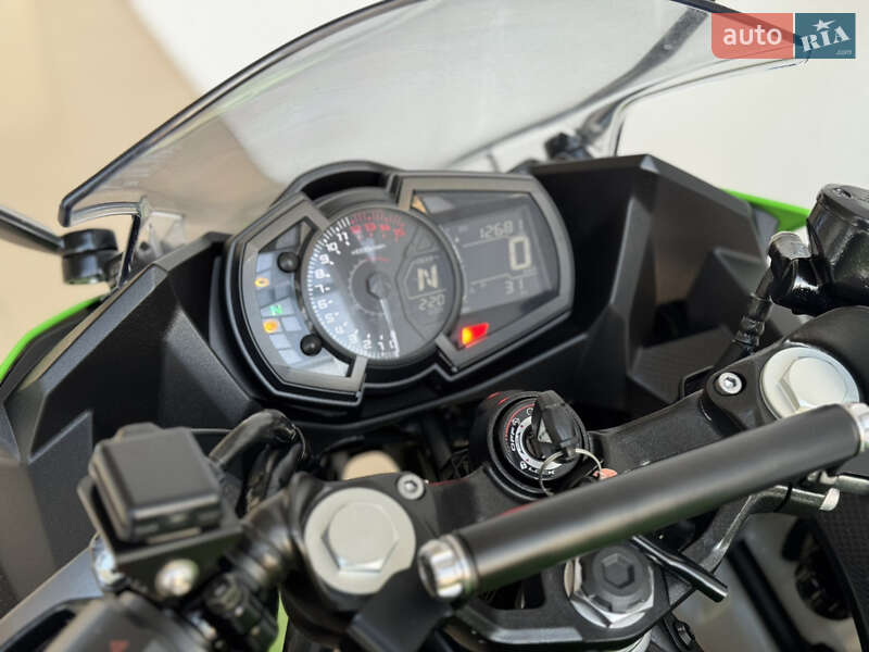 Спортбайк Kawasaki Ninja 400 2022 в Києві