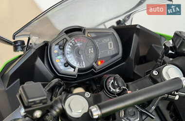 Спортбайк Kawasaki Ninja 400 2022 в 