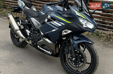 Спортбайк Kawasaki Ninja 400 2022 в Києві