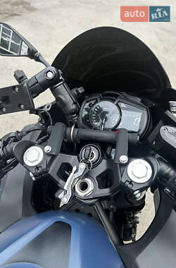 Спортбайк Kawasaki Ninja 400 2022 в 