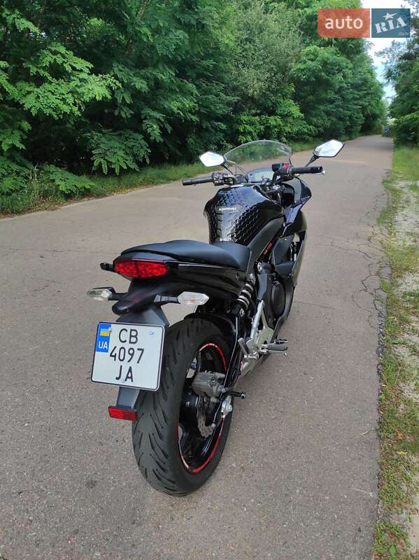 Мотоцикл Туризм Kawasaki Ninja 400 2010 в Репках