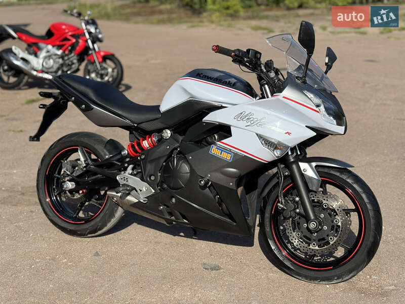 Мотоцикл Без обтікачів (Naked bike) Kawasaki Ninja 400 2013 в Сновську