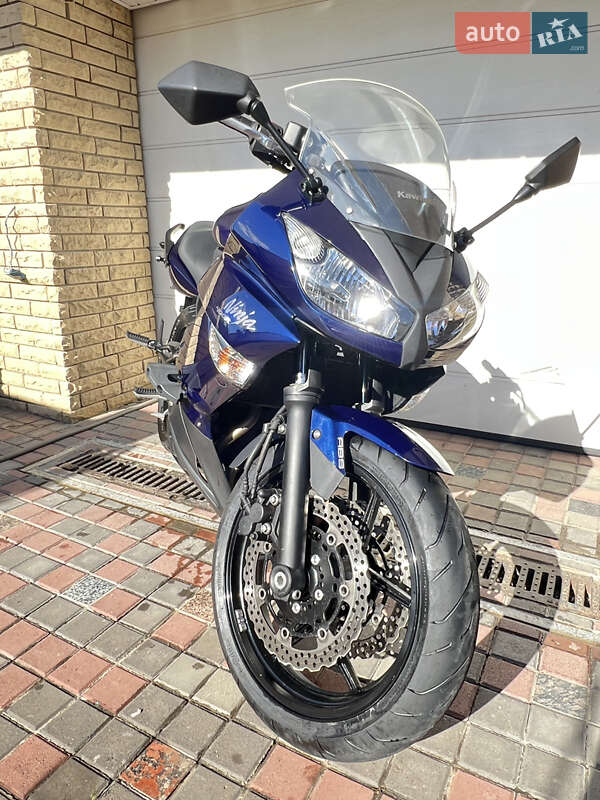 Мотоцикл Спорт-туризм Kawasaki Ninja 400 2011 в Полтаве