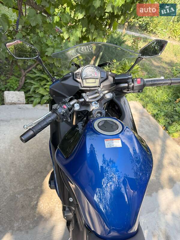 Спортбайк Kawasaki Ninja 400 2016 в Киеве