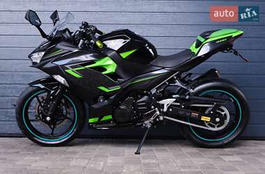 Мотоцикл Без обтекателей (Naked bike) Kawasaki Ninja 400 2019 в 