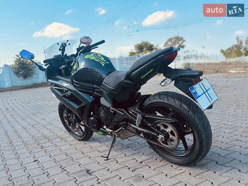 Спортбайк Kawasaki Ninja 400 2016 в Черновцах