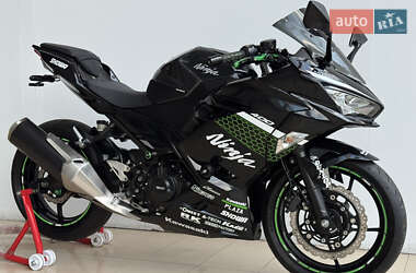 Спортбайк Kawasaki Ninja 400 2018 в Києві