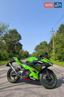 Спортбайк Kawasaki Ninja 400 2020 в Киеве