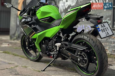 Спортбайк Kawasaki Ninja 400 2020 в 