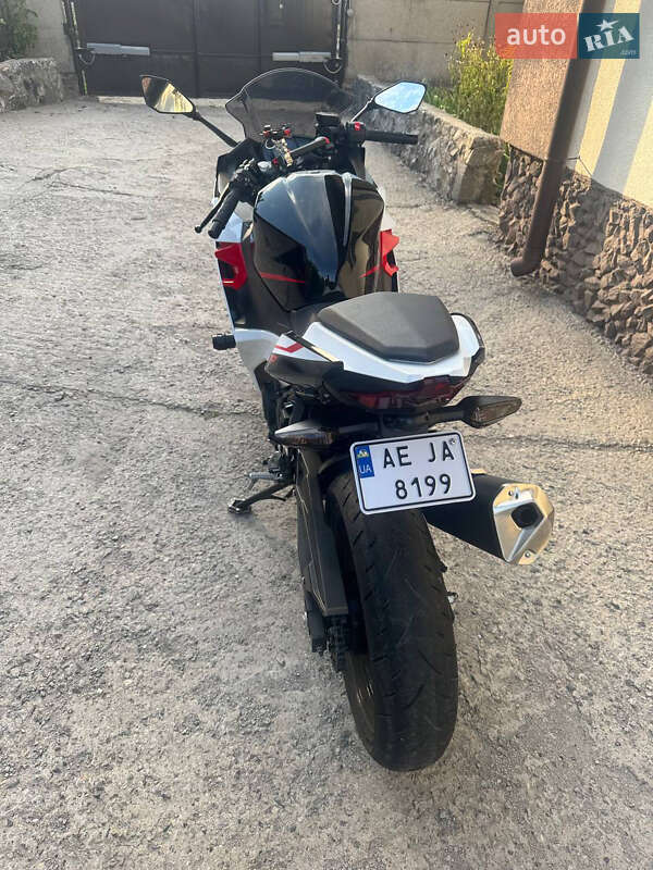 Мотоцикл Спорт-туризм Kawasaki Ninja 400 2019 в Дніпрі