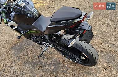 Спортбайк Kawasaki Ninja 400 2020 в 