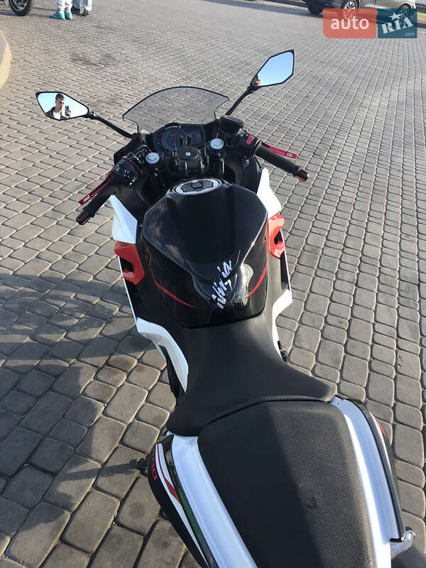 Спортбайк Kawasaki Ninja 400 2021 в Павлограді