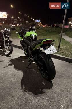 Мотоцикл Спорт-туризм Kawasaki Ninja 400 2012 в 