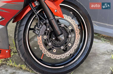 Спортбайк Kawasaki Ninja 400 2019 в 