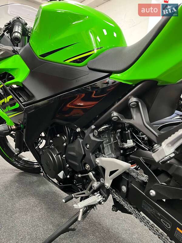 Спортбайк Kawasaki Ninja 400 2018 в Днепре