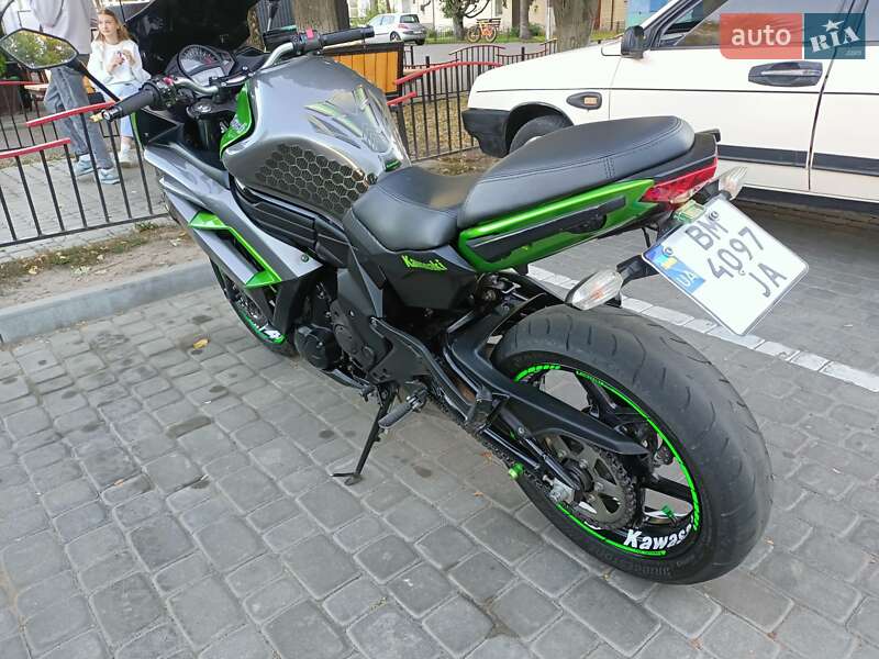 Спортбайк Kawasaki Ninja 400 2016 в Лохвице фото 5 Спортбайк Kawasaki Ninja 400 2016 в Лохвице