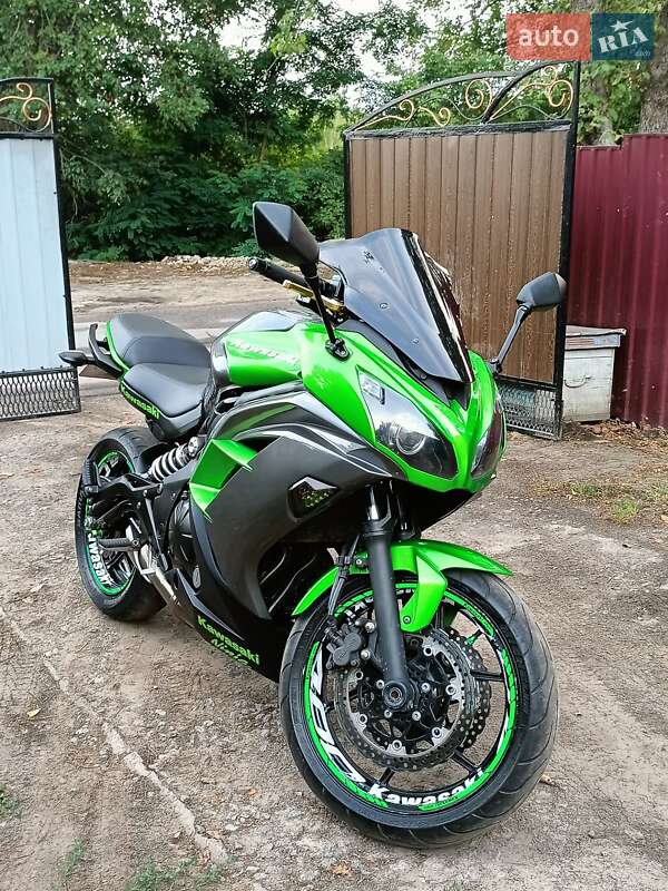 Спортбайк Kawasaki Ninja 400 2016 в Лохвице