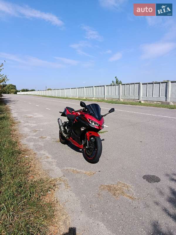 Спортбайк Kawasaki Ninja 400 2018 в Білій Церкві