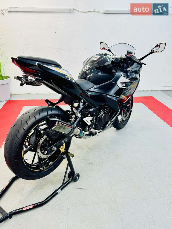 Спортбайк Kawasaki Ninja 400 2019 в Одессе