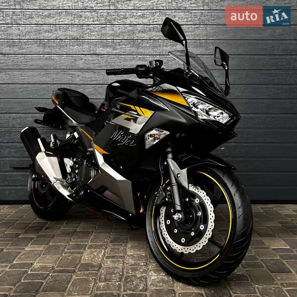 Kawasaki Ninja 400 2022