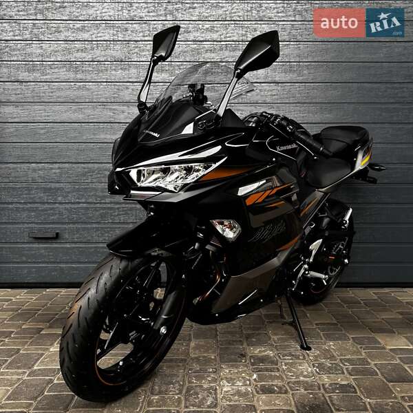 Мотоцикл Без обтекателей (Naked bike) Kawasaki Ninja 400 2022 в Белой Церкви фото 3 Мотоцикл Без обтекателей (Naked bike) Kawasaki Ninja 400 2022 в Белой Церкви