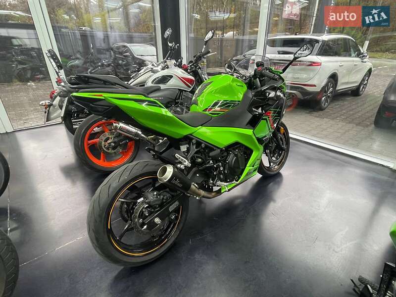 Спортбайк Kawasaki Ninja 400 2023 в Черновцах