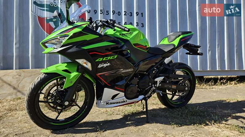 Спортбайк Kawasaki Ninja 400 2021 в Первомайську