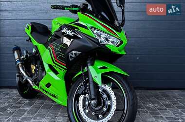 Мотоцикл Без обтікачів (Naked bike) Kawasaki Ninja 400 2023 в Білій Церкві