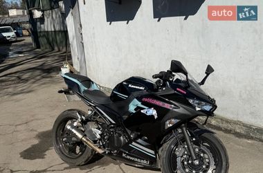Мотоцикл Спорт-туризм Kawasaki Ninja 400 2019 в Киеве