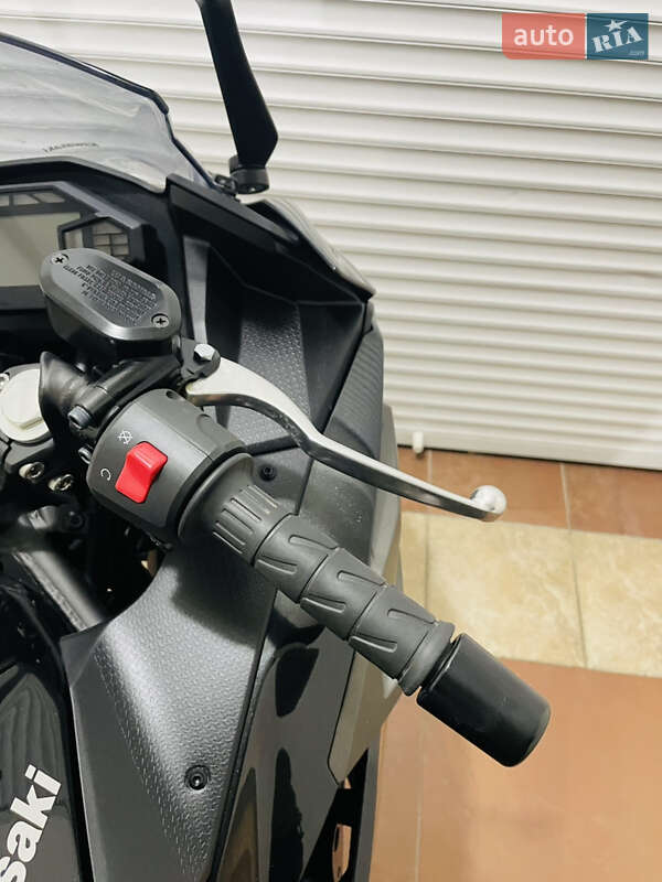 Спортбайк Kawasaki Ninja 500 2024 в Києві