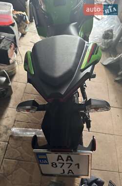 Мотоцикл Спорт-туризм Kawasaki Ninja 500 2024 в 
