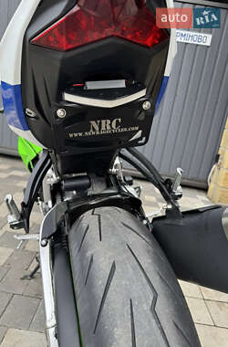 Спортбайк Kawasaki Ninja 600 ZX-6R 2024 в 
