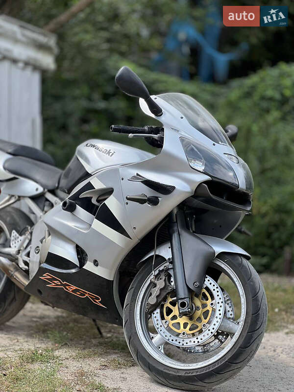 R6-1689 中古品　BURBERRYS 4610 R6-1689 中古品 BURBERRYS 4610 - メルカリ
