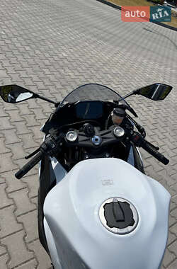 Спортбайк Kawasaki Ninja 636 ZX-6R 2023 в 