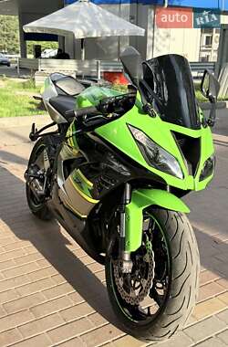 Спортбайк Kawasaki Ninja 636 ZX-6R 2017 в 