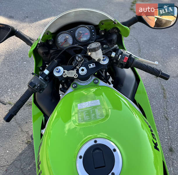 Спортбайк Kawasaki Ninja 636 ZX-6R 2002 в Кременчуге