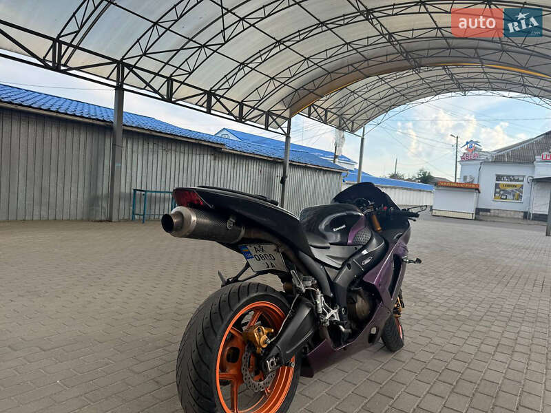 Спортбайк Kawasaki Ninja 636 ZX-6R 2005 в Ромнах