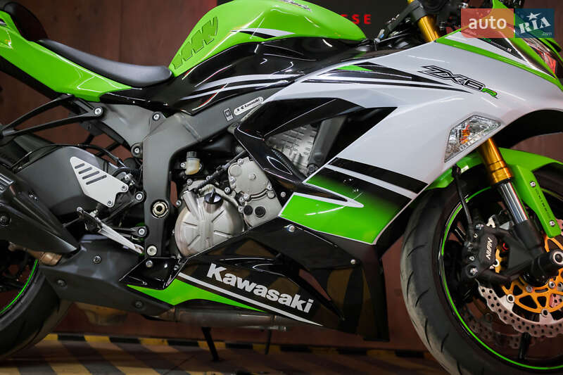 Мотоцикл Спорт-туризм Kawasaki Ninja 636 ZX-6R 2015 в Днепре фото 10 Мотоцикл Спорт-туризм Kawasaki Ninja 636 ZX-6R 2015 в Днепре