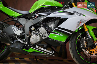 Мотоцикл Спорт-туризм Kawasaki Ninja 636 ZX-6R 2015 в  фото 10 Мотоцикл Спорт-туризм Kawasaki Ninja 636 ZX-6R 2015 в