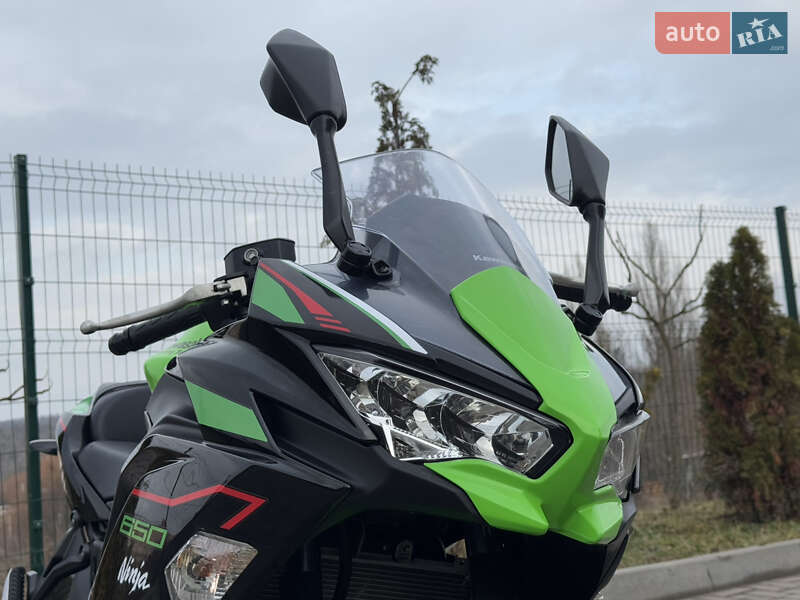 Мотоцикл Спорт-туризм Kawasaki Ninja 650 2022 в Ровно